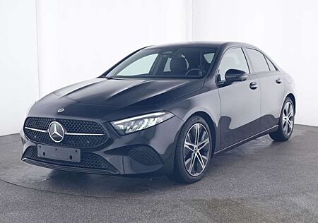 Mercedes-Benz A 200 d Lim. Night-Paket 360°Kamera Totwinkel 8G