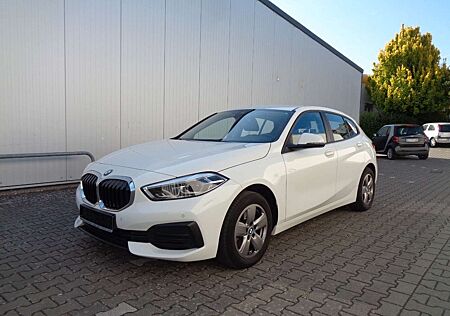 BMW 118 i Aut. Navi Cockpit, DAB. SHZ, LM 16'