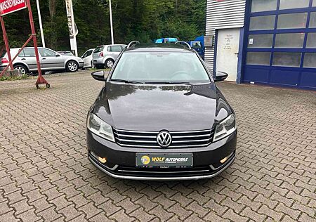 VW Passat Variant Volkswagen 2.0TDI Highline Panoramadach Navi Leder 2 Hand