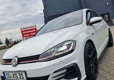 VW Golf GTI Volkswagen 7 Facelift LED Lückenlos -SERVICE Rotiform 300PS
