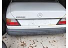 Mercedes-Benz E 200 1te Hand garagenfund Oldtimer
