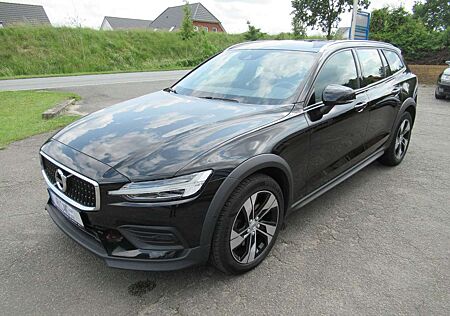 Volvo V60 Cross Country D4 AWD Doppelbereifung auf Alu