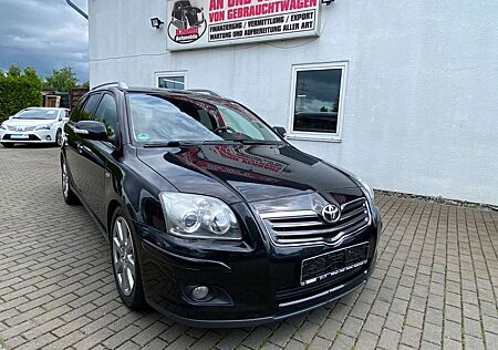 Toyota Avensis Kombi 2.2 D-CAT Team Klima/PDC/Sitzh/6-G