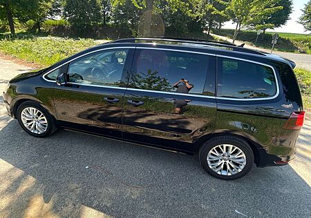 VW Sharan Volkswagen Diesel 2.0 TDI DSG (BlueMotion Technology)