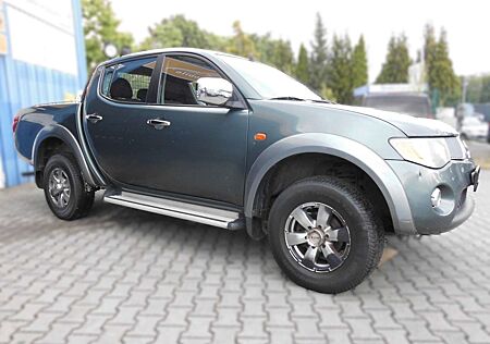 Mitsubishi L200 Intense Doppelkabine 4WD