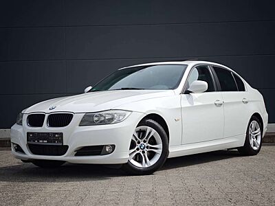 BMW 320 320 d M Sport 1.Hand Schiebedach M Paket Interieur Steuerkette erneuert 1.Hand Motor&GetriebeTop