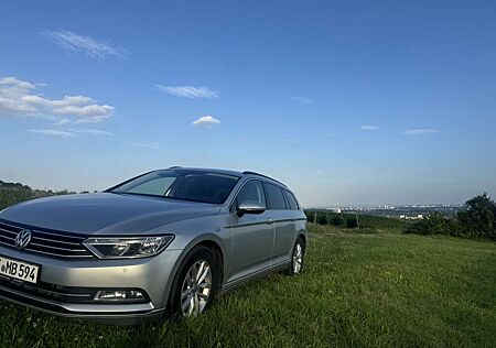 VW Passat Variant Volkswagen 2.0 TDI SCR DSG Highline