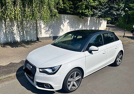 Audi A1 1.4 TFSI Sportback Xenon_SHZ_Kessy_Blu_SomWinReif