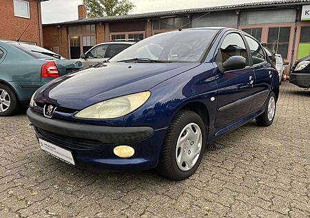 Peugeot 206 75 Grand Filou 1-Hand klima Einparkhilfe