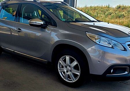 Peugeot 2008 Allure/Tü.Neu/Navi/SHZ/Garantie