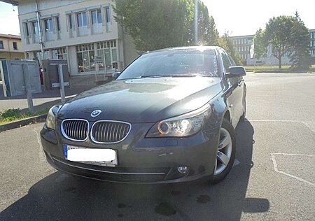 BMW 523 i TÜV 05/27;LEDER;NAVI;XENON;AHK;S/H;PDC;TOP