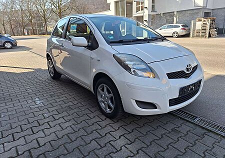 Toyota Yaris Cool Edition