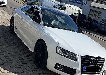 Audi A5 2.0 TFSI - S-Line Vollausstattung