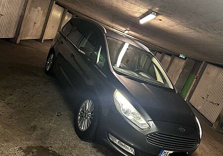 Ford Galaxy Titanium