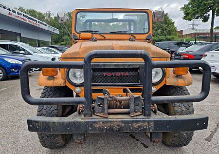 Toyota Land Cruiser FJ40 Cabrio