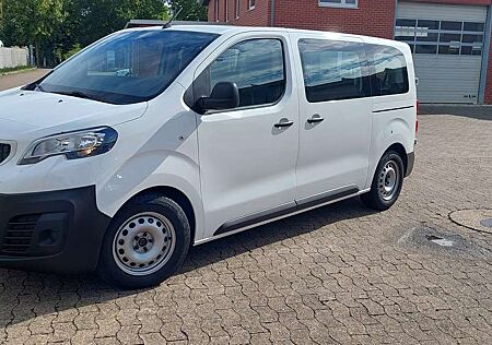 Peugeot Expert Traveller L2, 21tsd KM,9Sitzer,Diesel,PDC,Navi,GRA