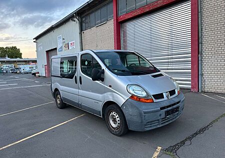 Renault Trafic 1.9dCi Combi L1H1 teilverglast mit TÜV