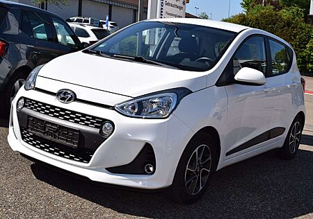 Hyundai i10 Trend NAVI PDC vo. und hint NAVI LenkradHeitzung