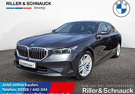 BMW 530 e SITZBELÜFTUNG+HUD+ACC+360°KAM