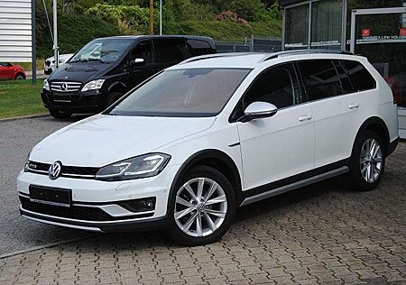 VW Golf Volkswagen 2.0 TDI 4MOTION Alltrack.LED.Navi.8xRäder