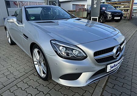 Mercedes-Benz CLC 180 SLC 180 Airscarf+Pano+Sportpaket+LED 6 Gang TOP