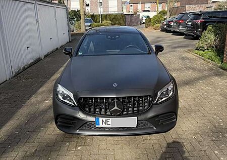 Mercedes-Benz C 300 AMG Line | Night Paket | Panorama