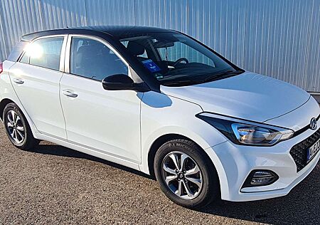 Hyundai i20 blue 1.2 Style