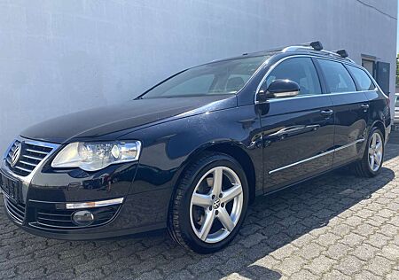 VW Passat Variant Volkswagen 2.0 TDI DPF DSG Highline 3C Klima/Navi/Leder/Xenon