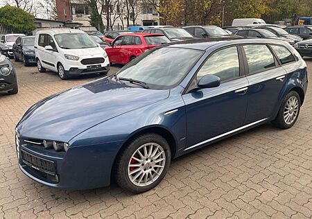 Alfa Romeo 159 Sportwagon 1.9 JTS 16V TÜV 01.2026