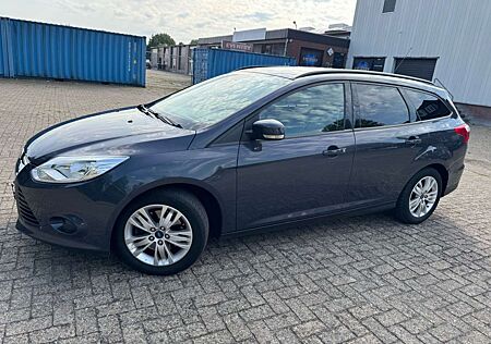 Ford Focus HU/AU 07.2025 Inkl 1 Jahr Garantie,1.Hand