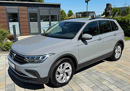 VW Tiguan Volkswagen Life 1.5 TSI *Navi*AHK*LED*Kamera*
