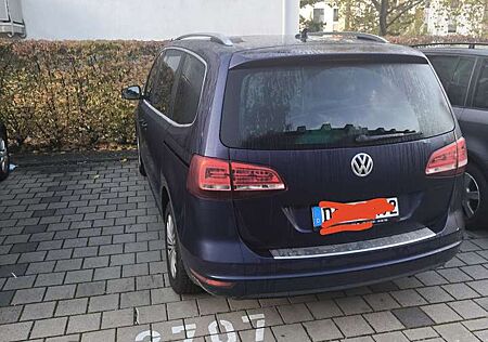 VW Sharan Volkswagen 2.0 TDI DSG (BlueMotion Technology) Highline