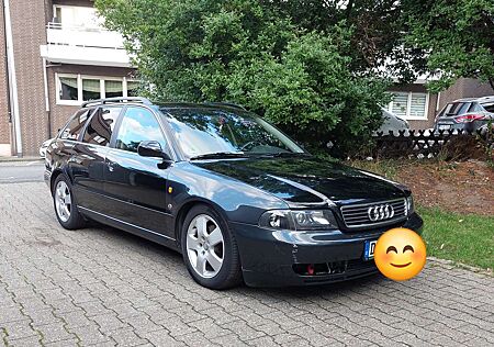 Audi A4 Avant 2.8