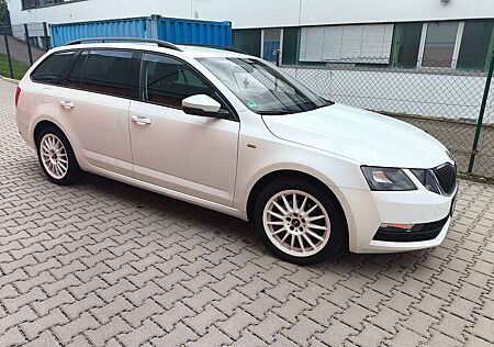 Skoda Octavia Combi 1.6 TDI Drive