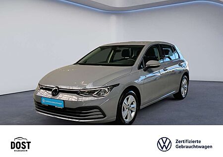 VW Golf Volkswagen VIII Lim. 1.0 eTSI DSG Life LED+NAVI+STHZG