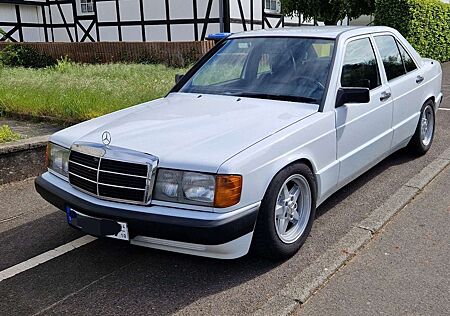 Mercedes-Benz 190 E 1.8