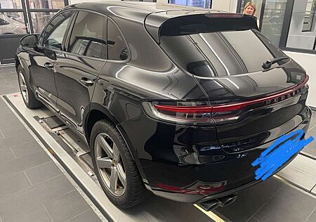 Porsche Macan PDK