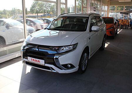 Mitsubishi Outlander PHEV Basis Spirit 4WD