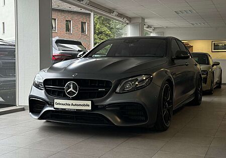 Mercedes-Benz E 63 AMG E 63 S AMG 4M+ Carbon Performance Burmester 3D