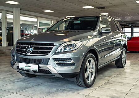 Mercedes-Benz ML 250 ML250 4MATIC 7G-TR*Pano*el.AHK*Leder*Comand*ACC