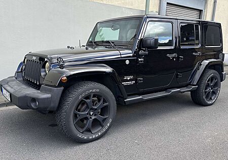 Jeep Wrangler Unlimited 2.8 CRD Modell Sahara 1. Hand