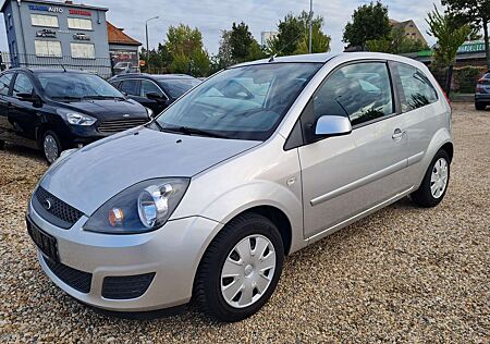 Ford Fiesta Style / 1 Hand/ 70Tklm./TÜV-Inspektion
