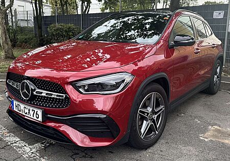 Mercedes-Benz GLA 200 AMG Line | Vollausstattung | Panorama