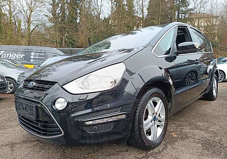 Ford S-Max Titanium / 7-Sitzer