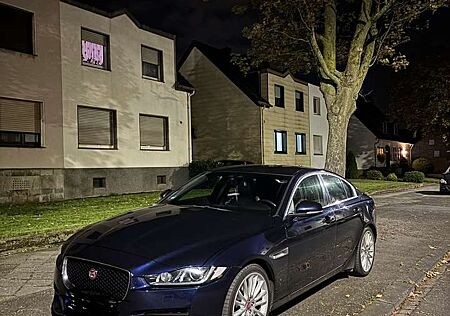 Jaguar XE Diesel 20d R-Sport