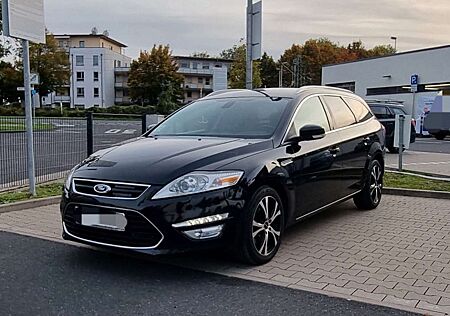 Ford Mondeo Turnier 2.2 TDCi Aut. Titanium S VOLL