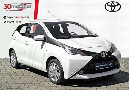 Toyota Aygo 1.0 X-Play Touch + Rückfahrkamera +Klimaanlage +Sp