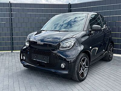 smart forTwo Coupé EQ*PANO*CAM*LEDER*22KW*CARPLAY*LED*