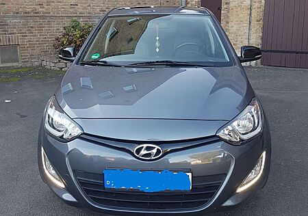 Hyundai i20 1.2 Fifa World Cup Edition