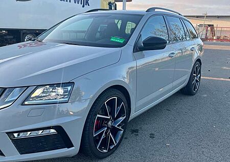 Skoda Octavia Combi 2.0 TDI DSG RS